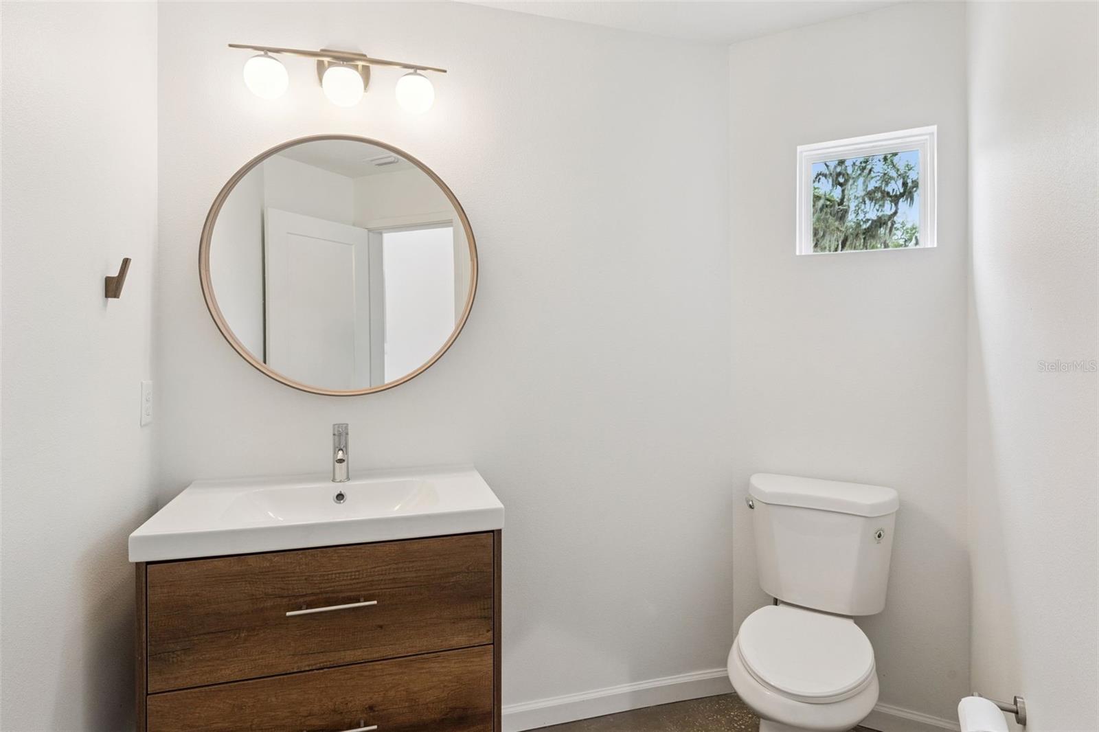 PAULUCCI OAKS LTS - Residential