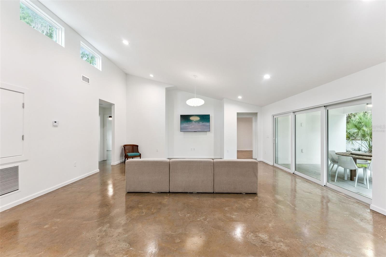 PAULUCCI OAKS LTS - Residential