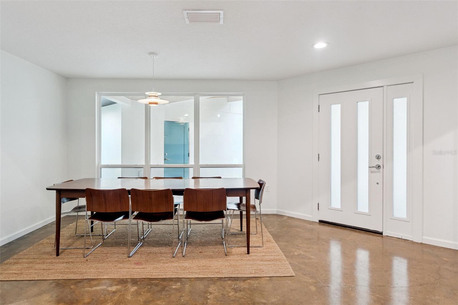 PAULUCCI OAKS LTS - Residential