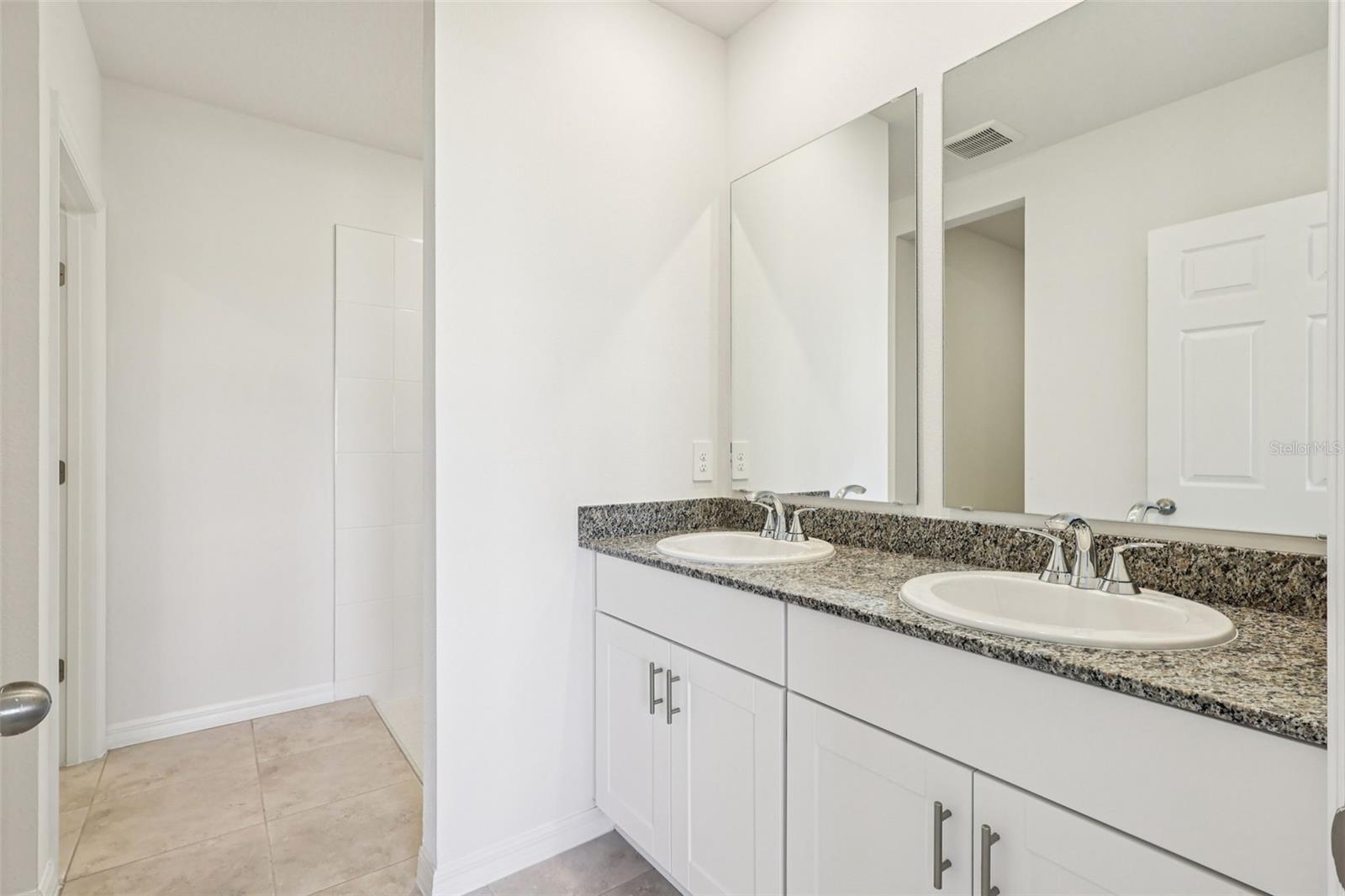 SPRINGS AT LAKE ALFRED - Residential