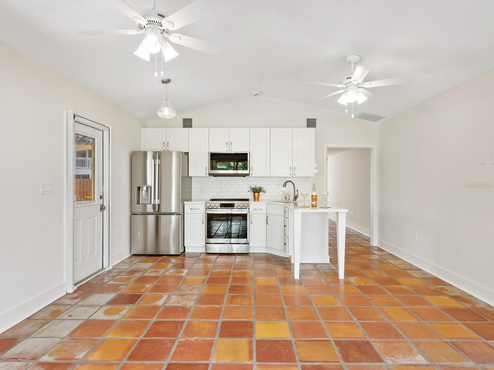 TWITCHELL RALPH S SIESTA KEY PROP - Land