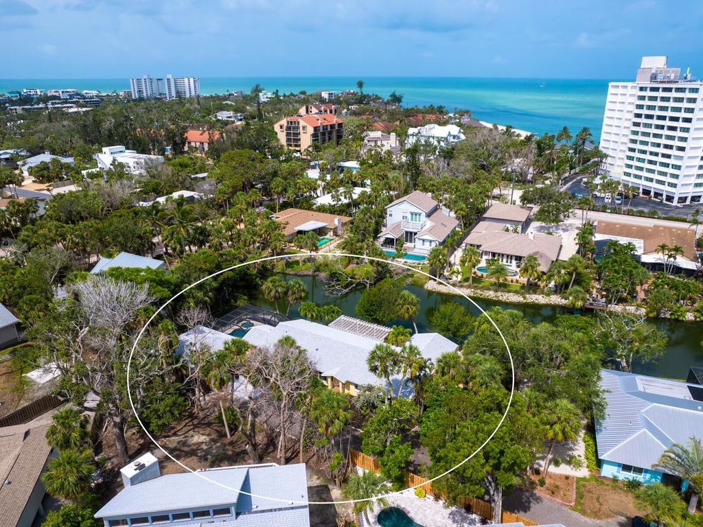 Photo of 4830 Estrada De Costa, Sarasota, FL 34242 (MLS # A4666885)