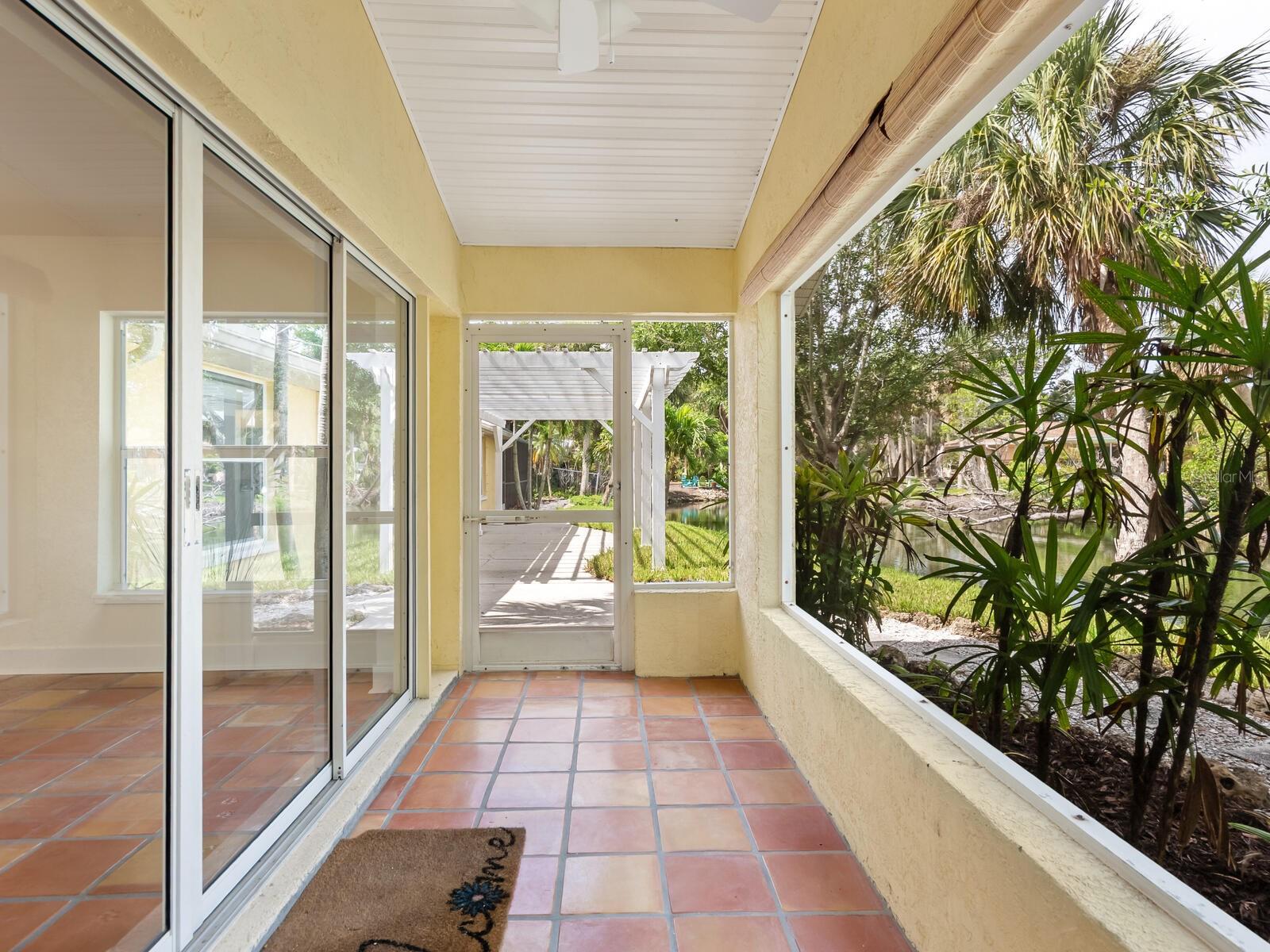 TWITCHELL RALPH S SIESTA KEY PROP - Land