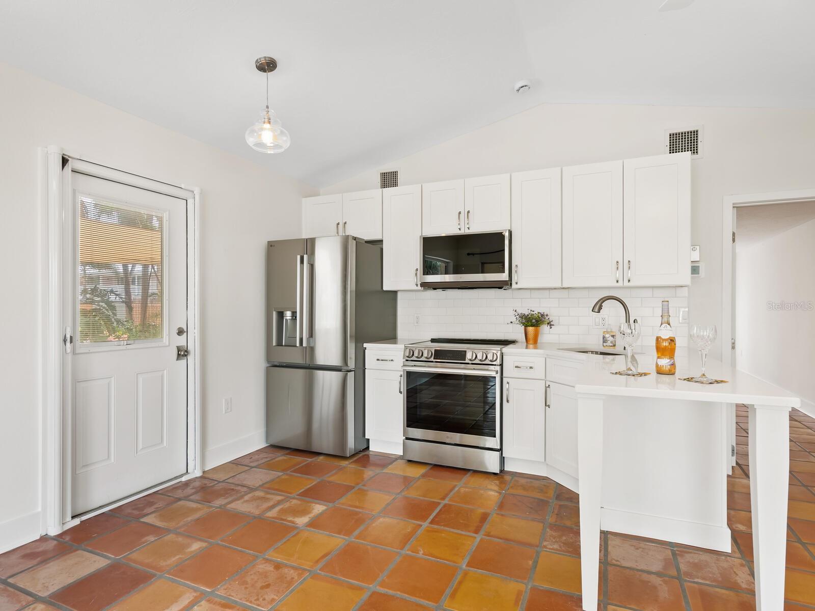 TWITCHELL RALPH S SIESTA KEY PROP - Land
