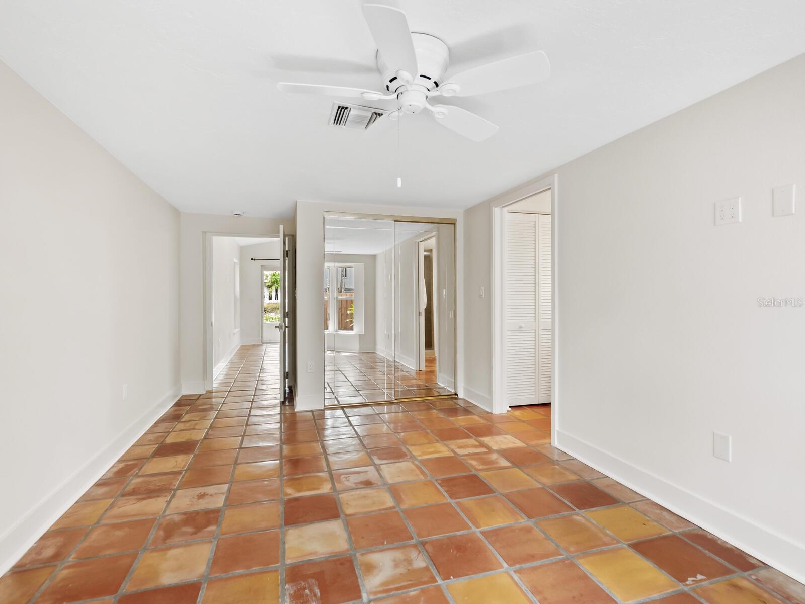 TWITCHELL RALPH S SIESTA KEY PROP - Land