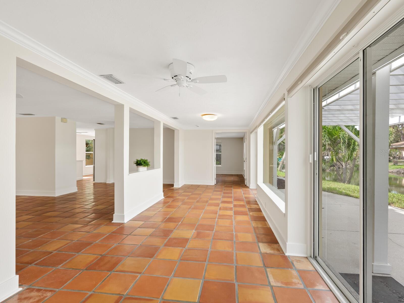 TWITCHELL RALPH S SIESTA KEY PROP - Land