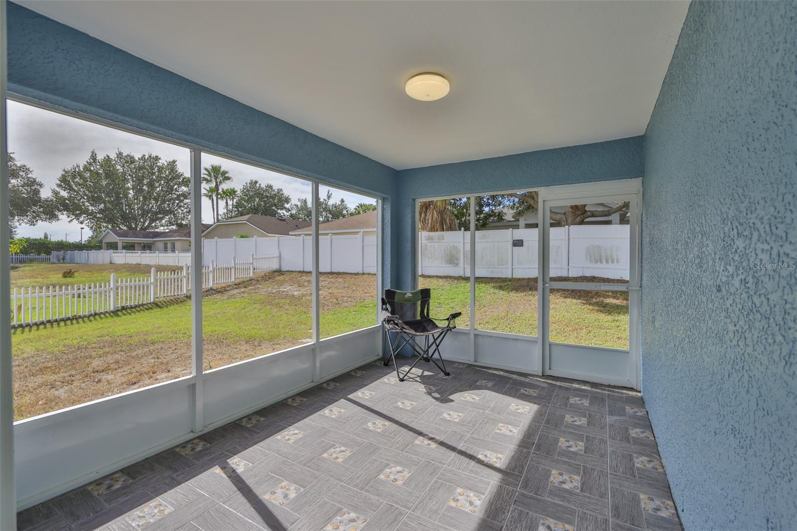 RIVERCREST PH 2 PRCL N - Residential Lease