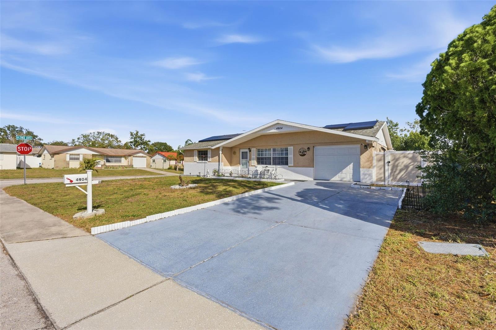 TANGLEWOOD TERRACE - Residential