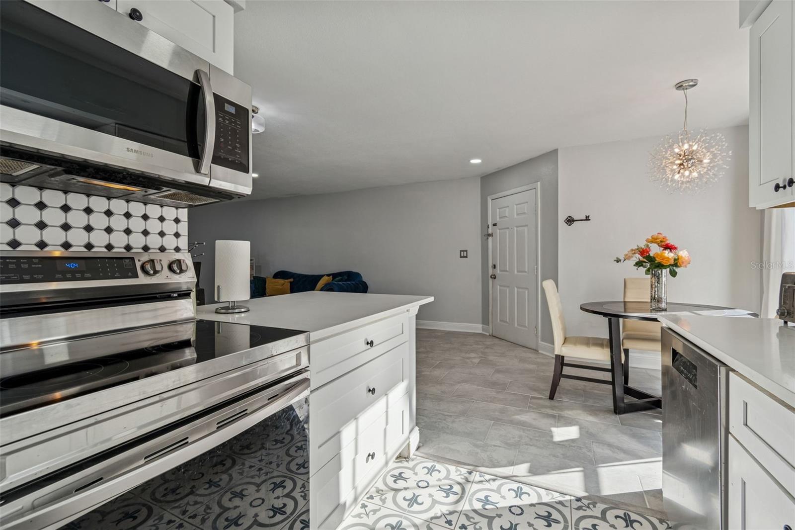 THE GRAND RESERVE CONDO - Residential