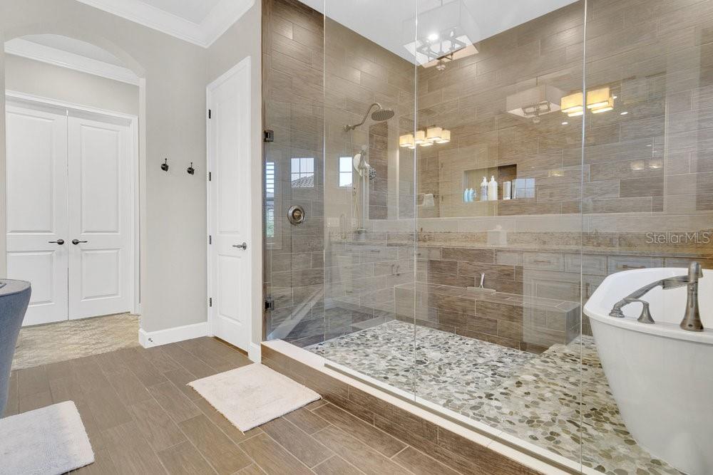 DELLAGIO - Residential