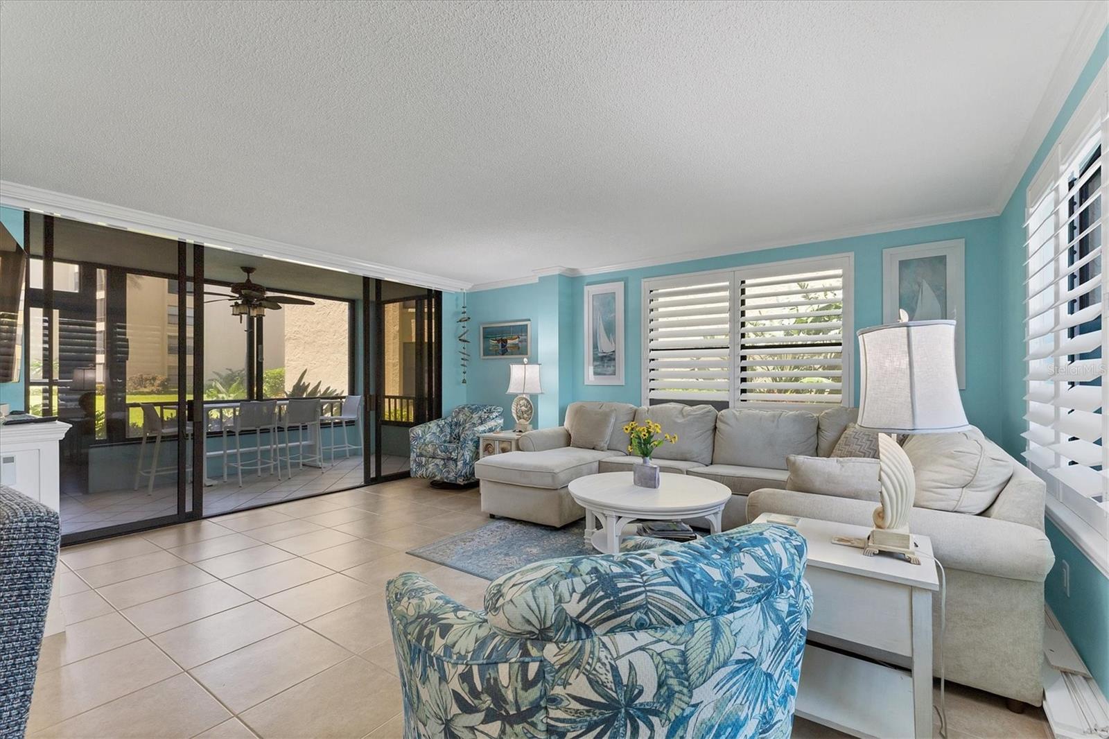 ISLAND REEF I - Residential Lease