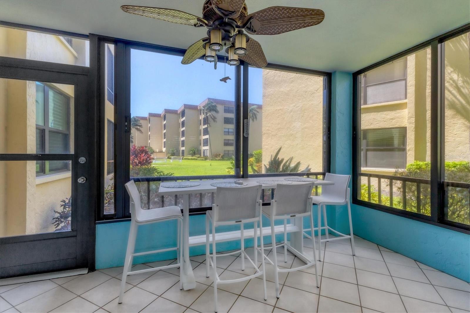 ISLAND REEF I - Residential Lease