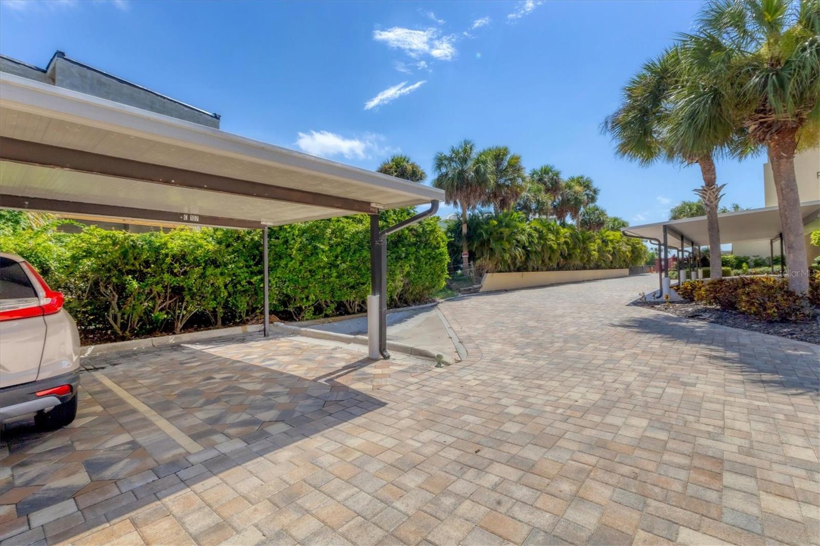 ISLAND REEF I - Residential Lease