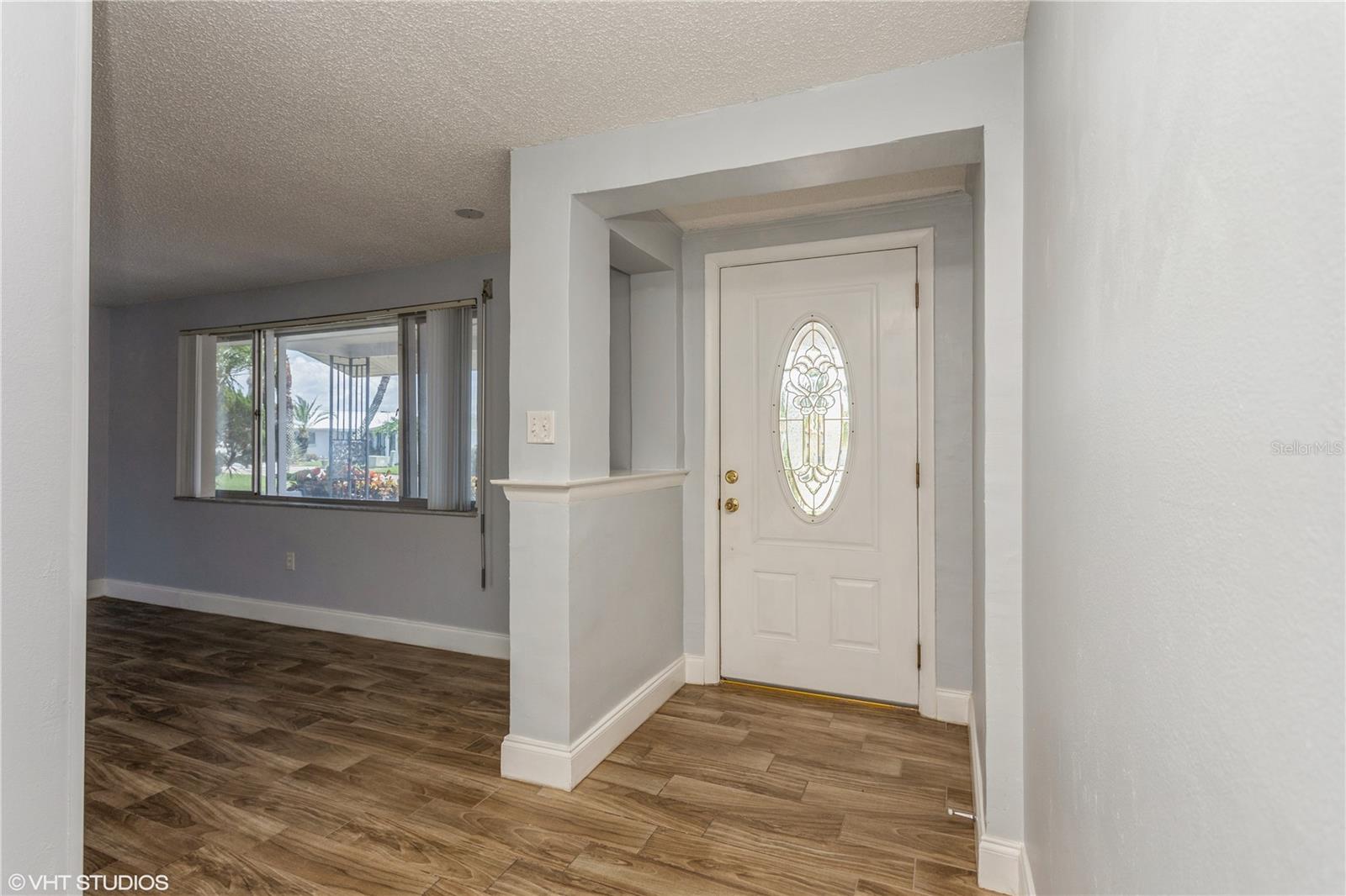ALOHA GARDENS - Residential