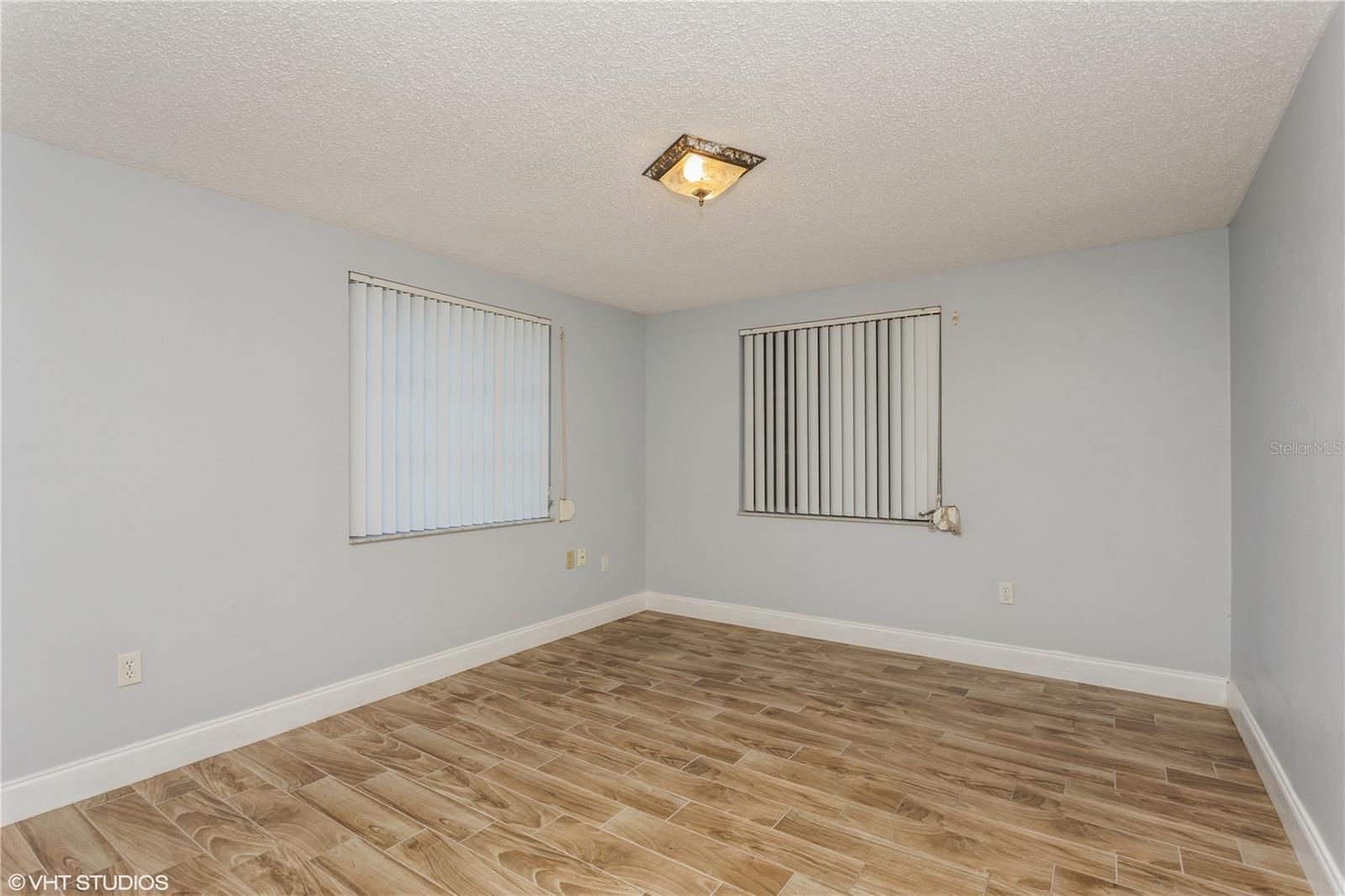 ALOHA GARDENS - Residential