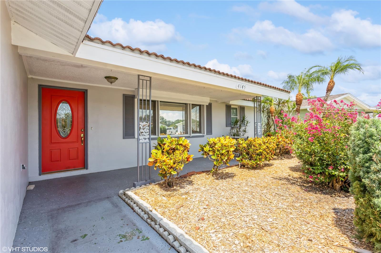 ALOHA GARDENS - Residential