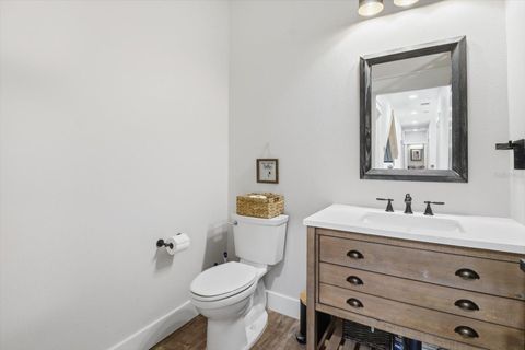 Tiny photo for 330 Highway 40 E, Inglis, FL 34449 (MLS # OM713187)