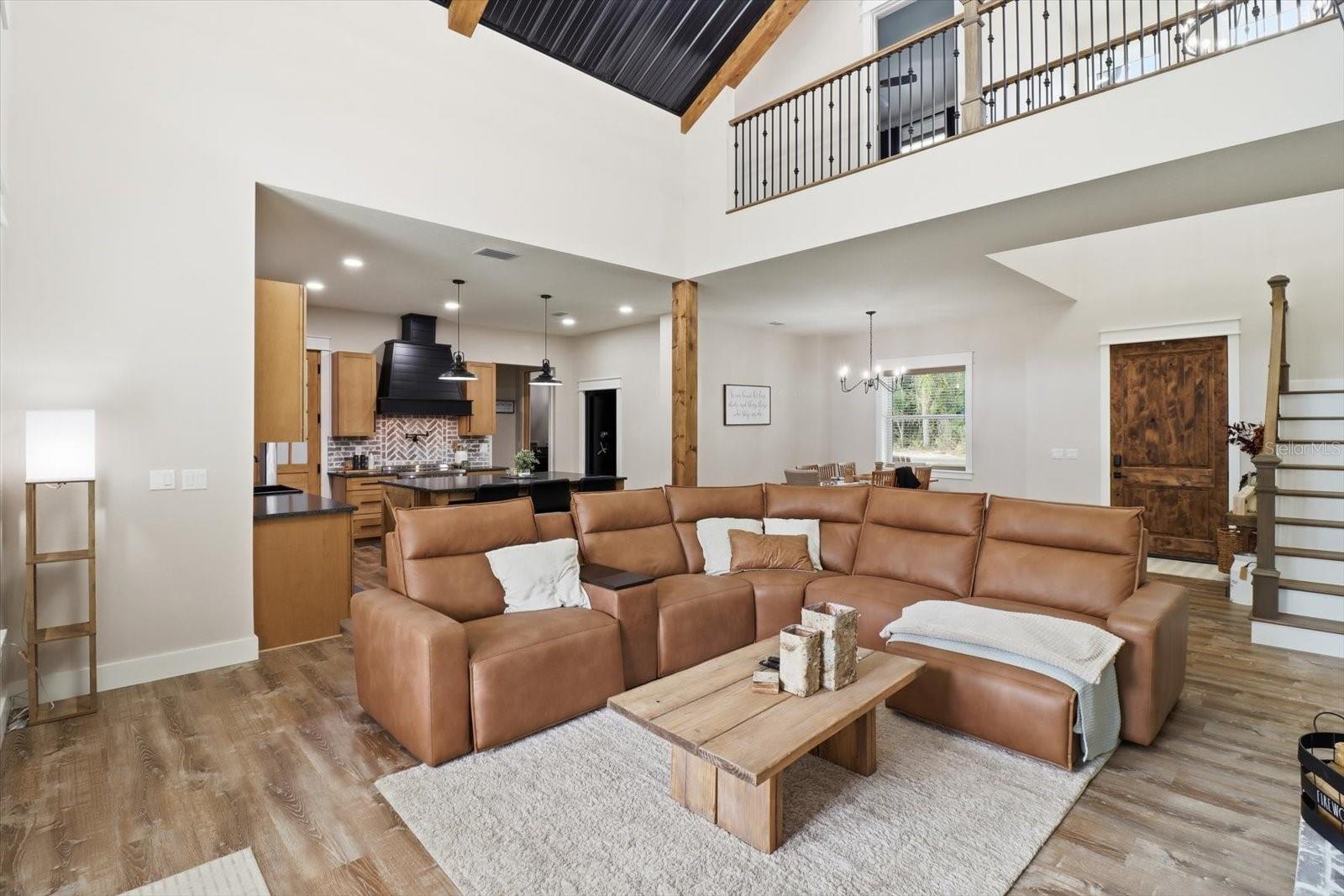 CASONS INGLIS ACRE - Residential