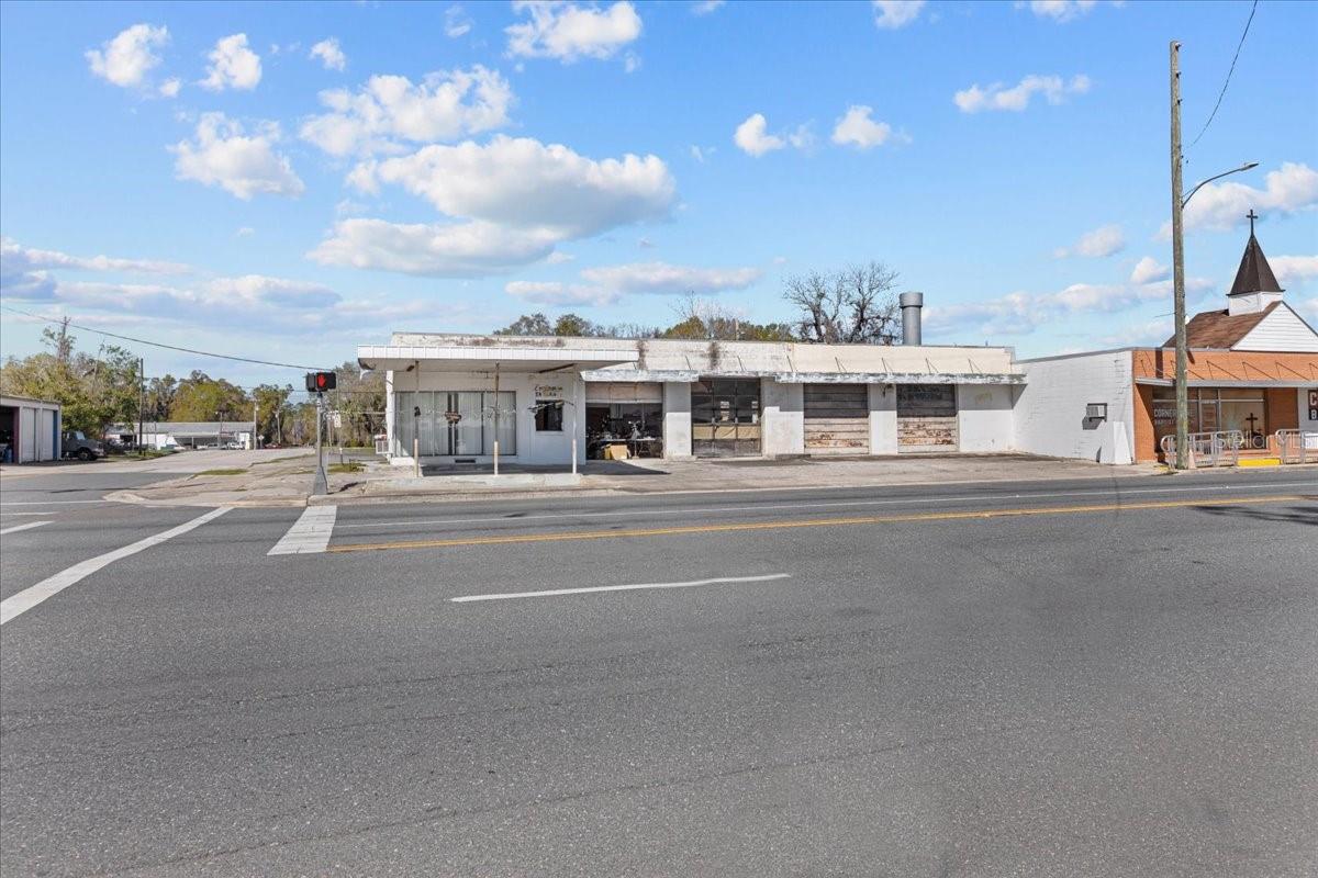 10 N MAIN STREET