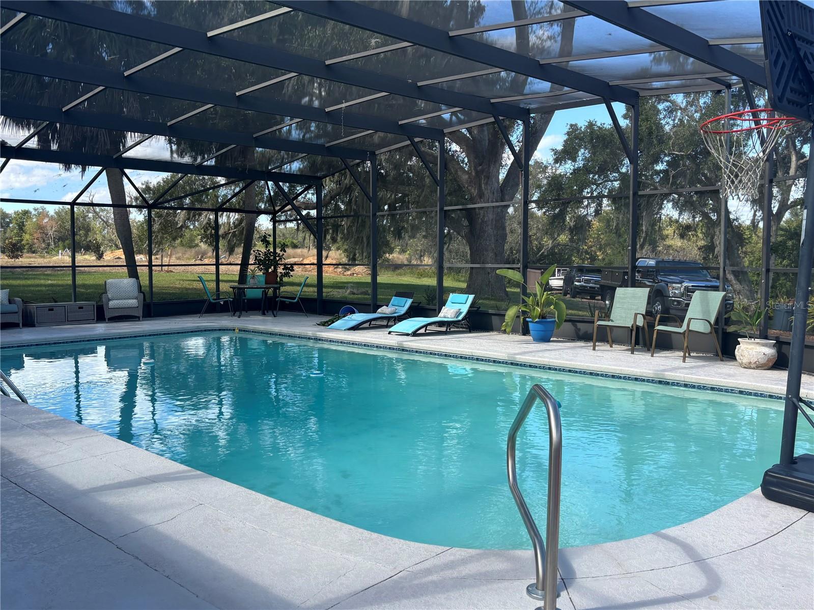 COUNTRY CLUB VIEW SUB - Residential