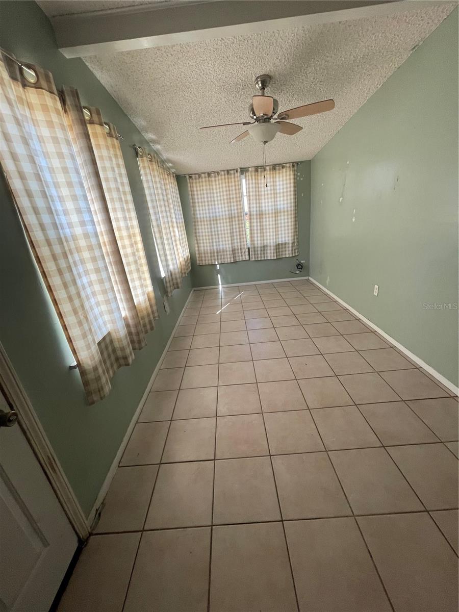 LAKEVIEW FOURTH ADD - Residential