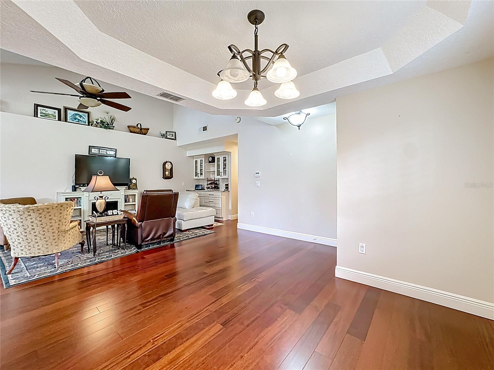 RACQUET CLUB VILLAS AT HEATHROW 1 - Residential