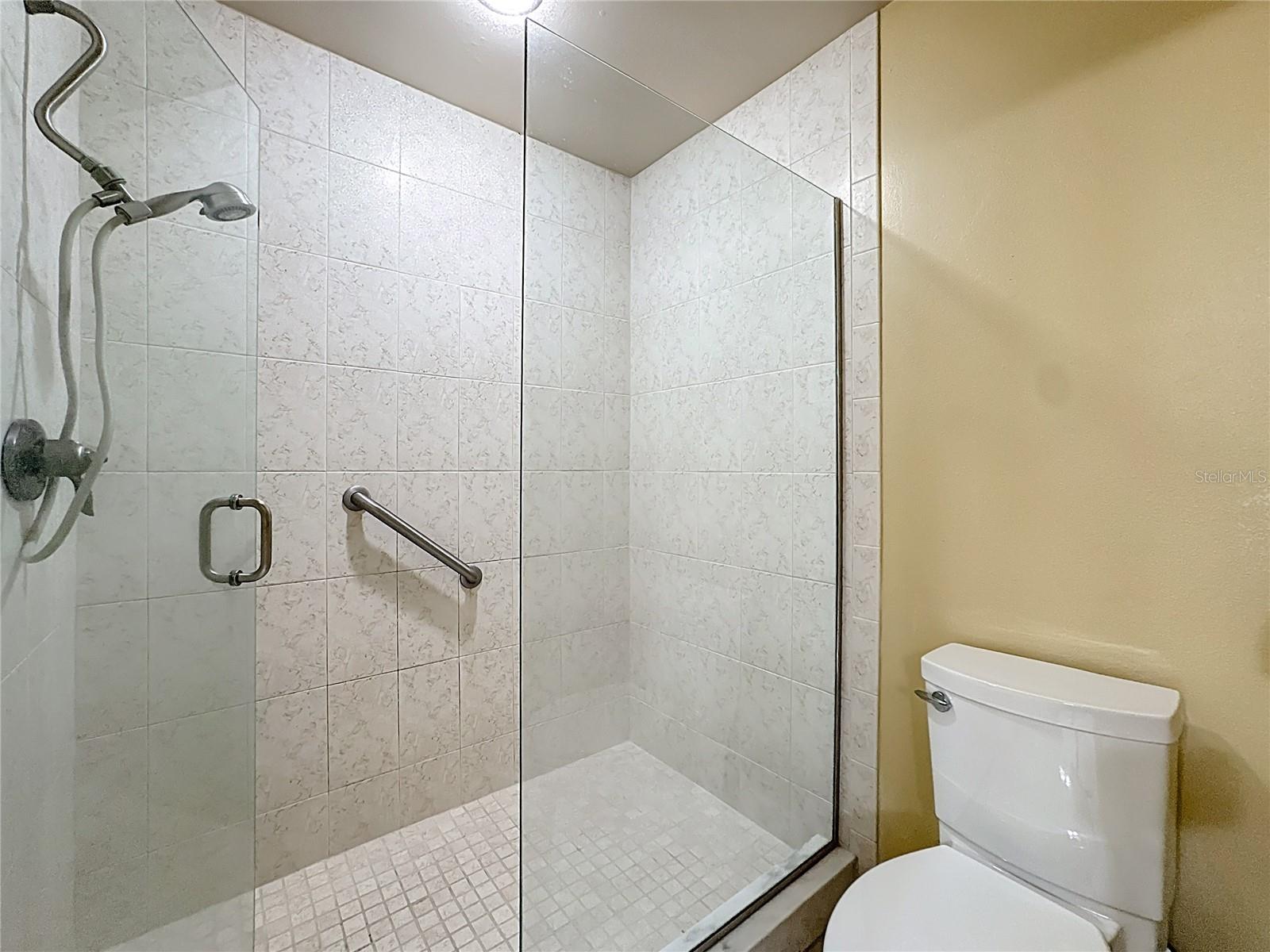 RACQUET CLUB VILLAS AT HEATHROW 1 - Residential