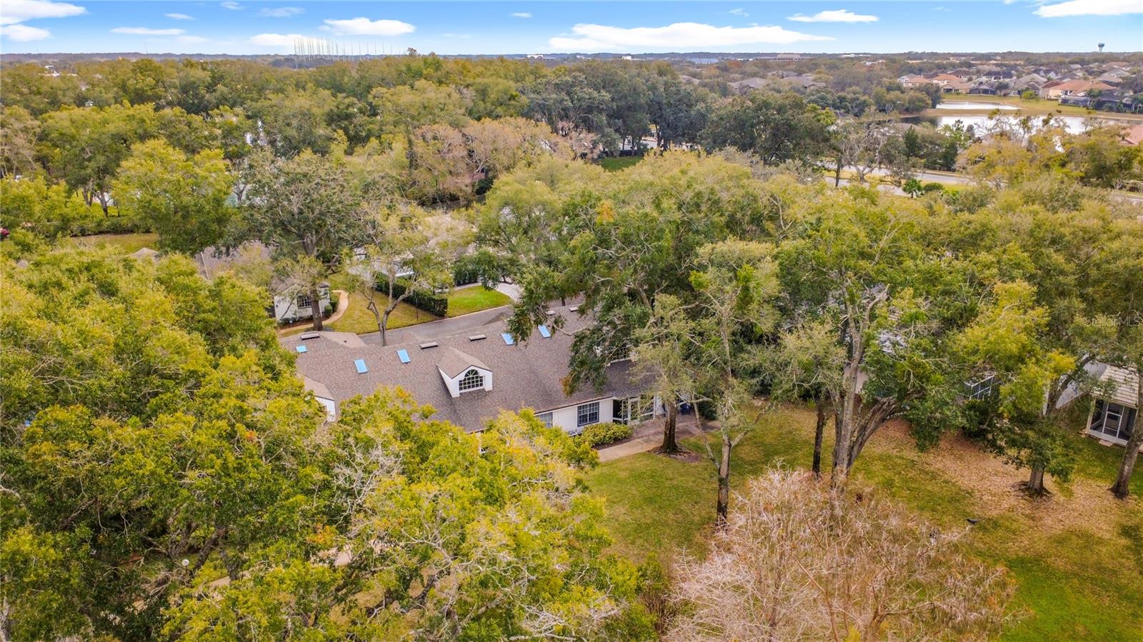 RACQUET CLUB VILLAS AT HEATHROW 1 - Residential