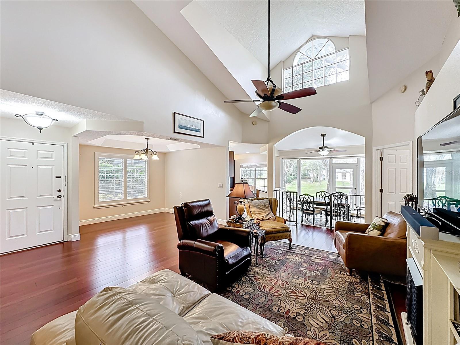 RACQUET CLUB VILLAS AT HEATHROW 1 - Residential