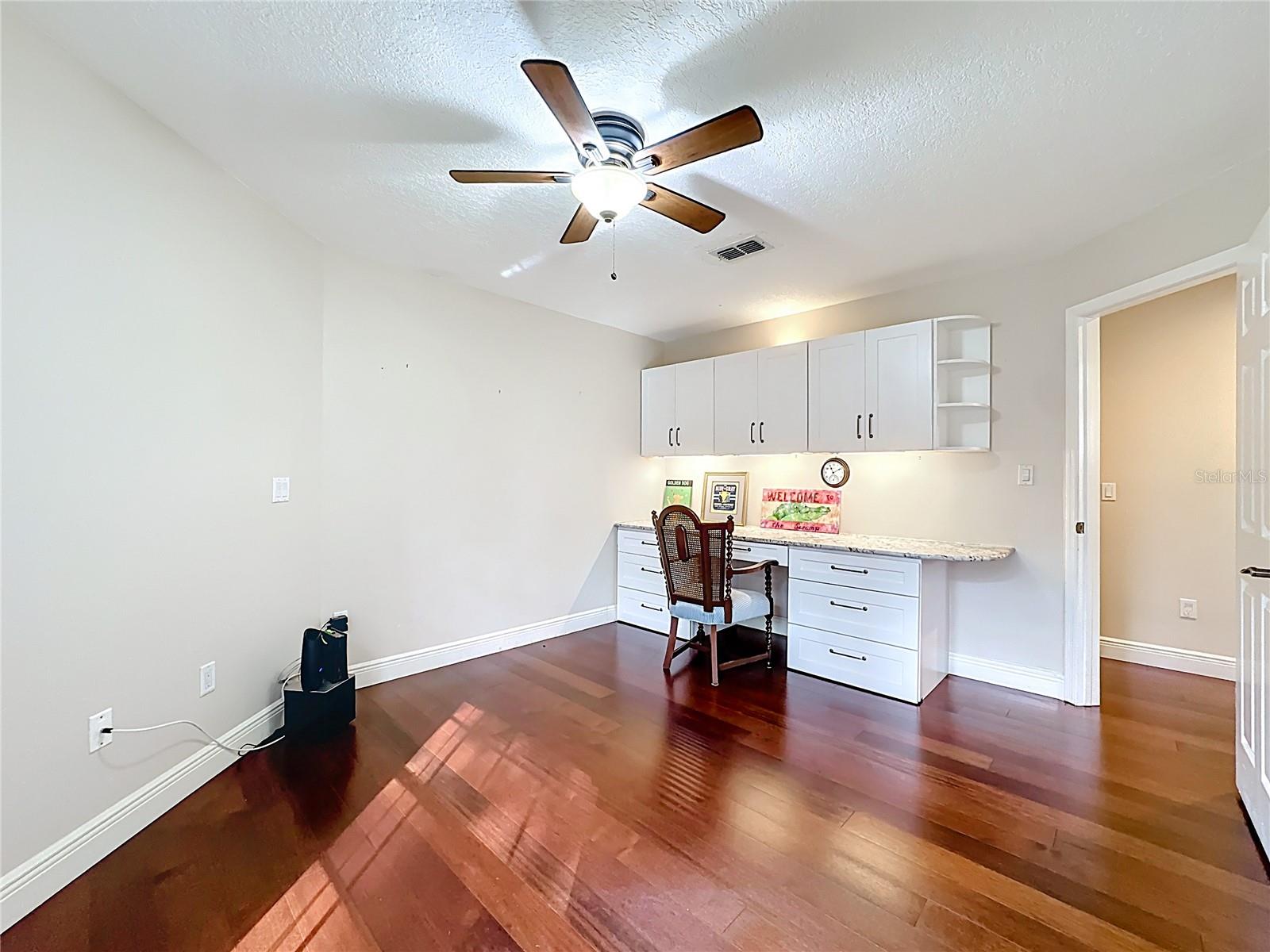 RACQUET CLUB VILLAS AT HEATHROW 1 - Residential