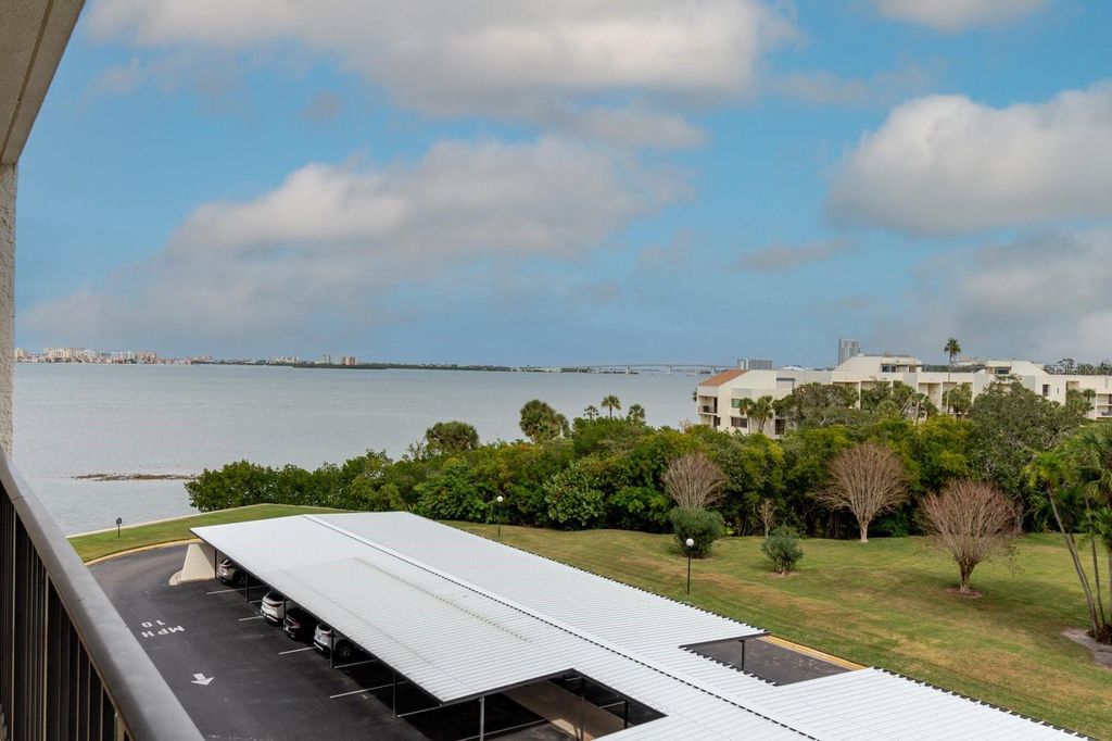 Photo of 100 Oakmont Lane #507, Belleair, FL 33756 (MLS # TB8465601)