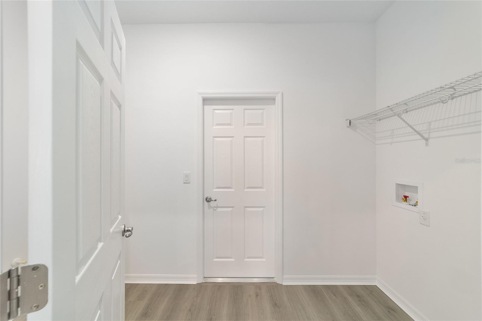 ON TOP OF THE WORLD - Residential