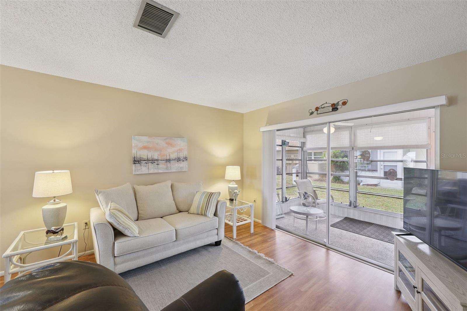 CORTEZ VILLAS CONDO 4 PH B - Residential