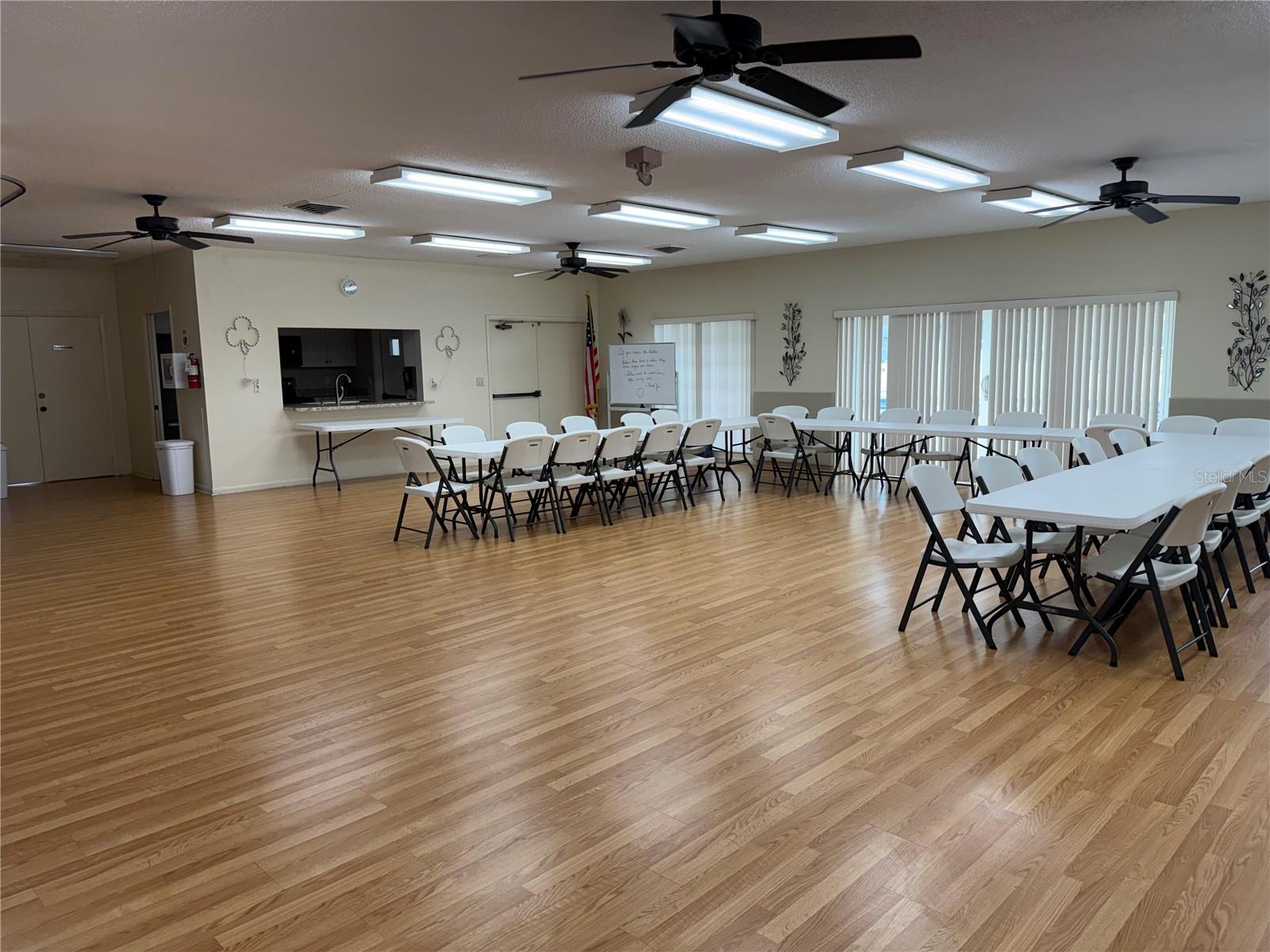 CORTEZ VILLAS CONDO 4 PH B - Residential