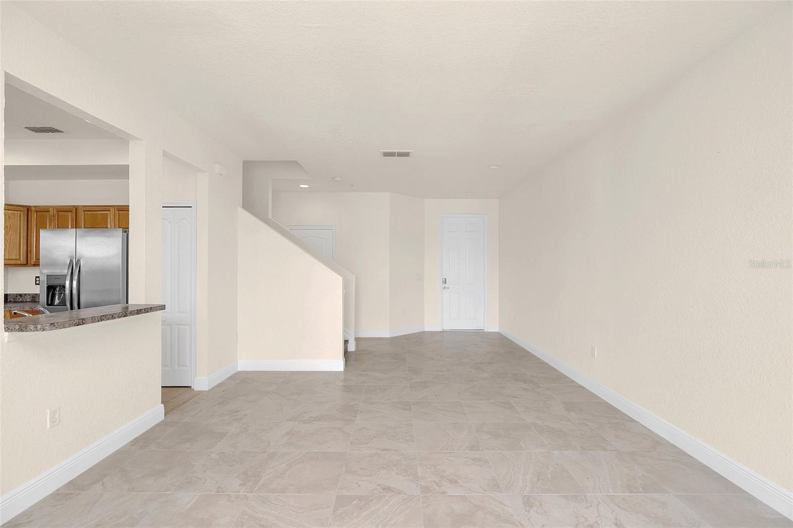 PORTOFINO MDWS - Residential Lease