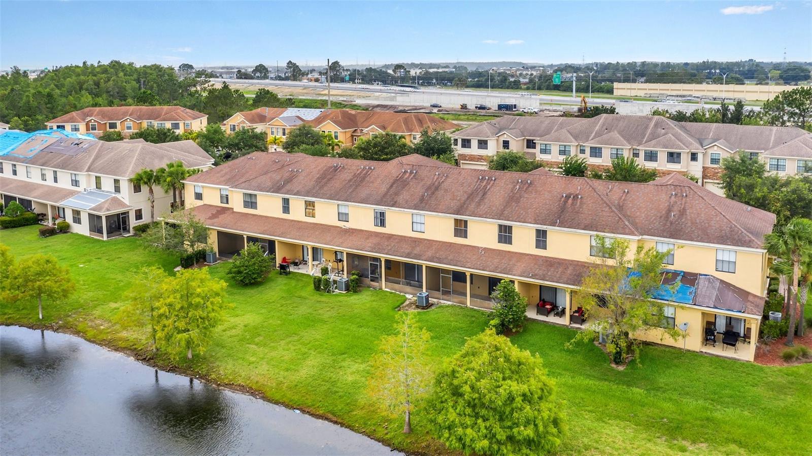 PORTOFINO MDWS - Residential Lease