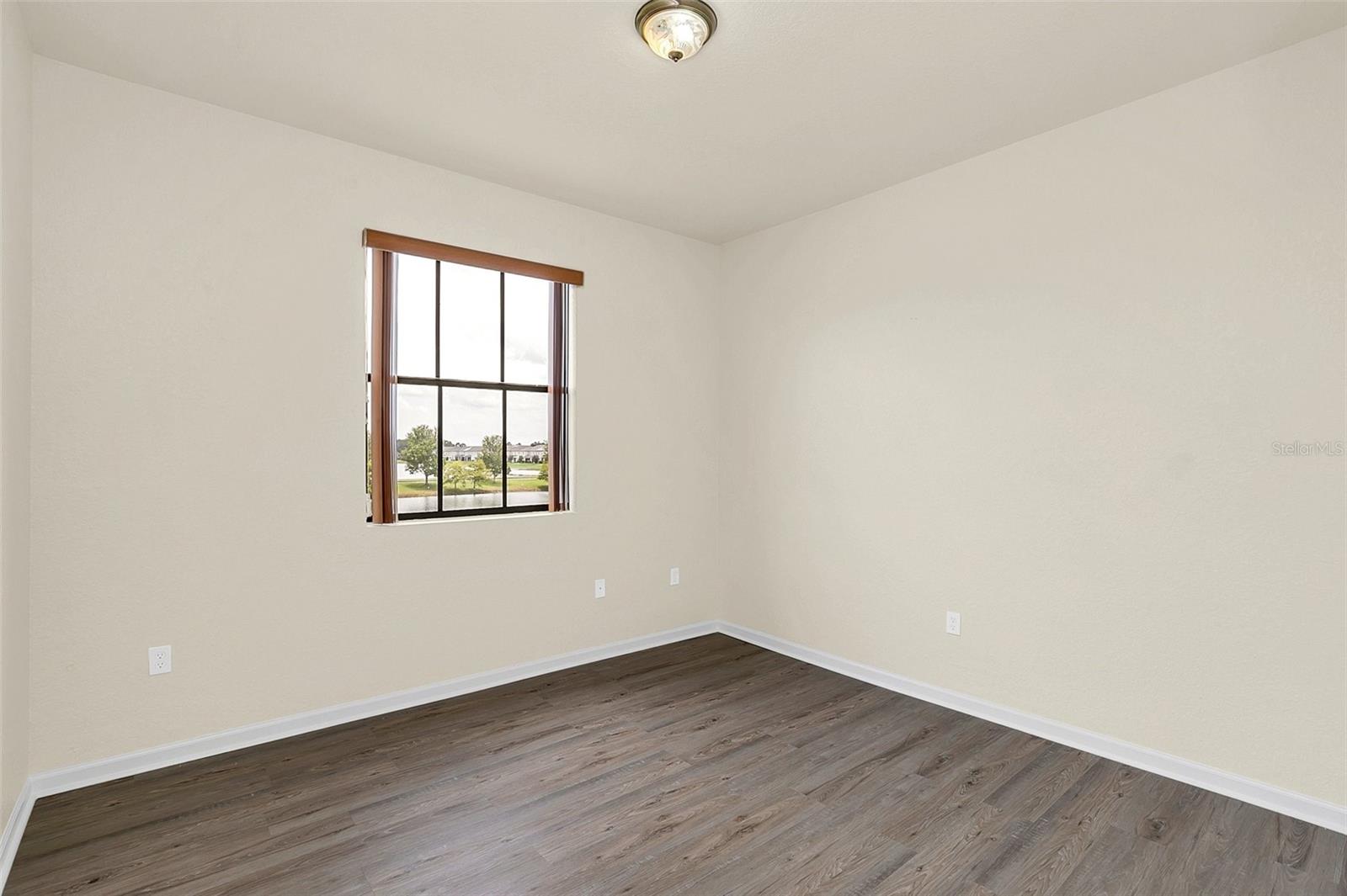 PORTOFINO MDWS - Residential Lease