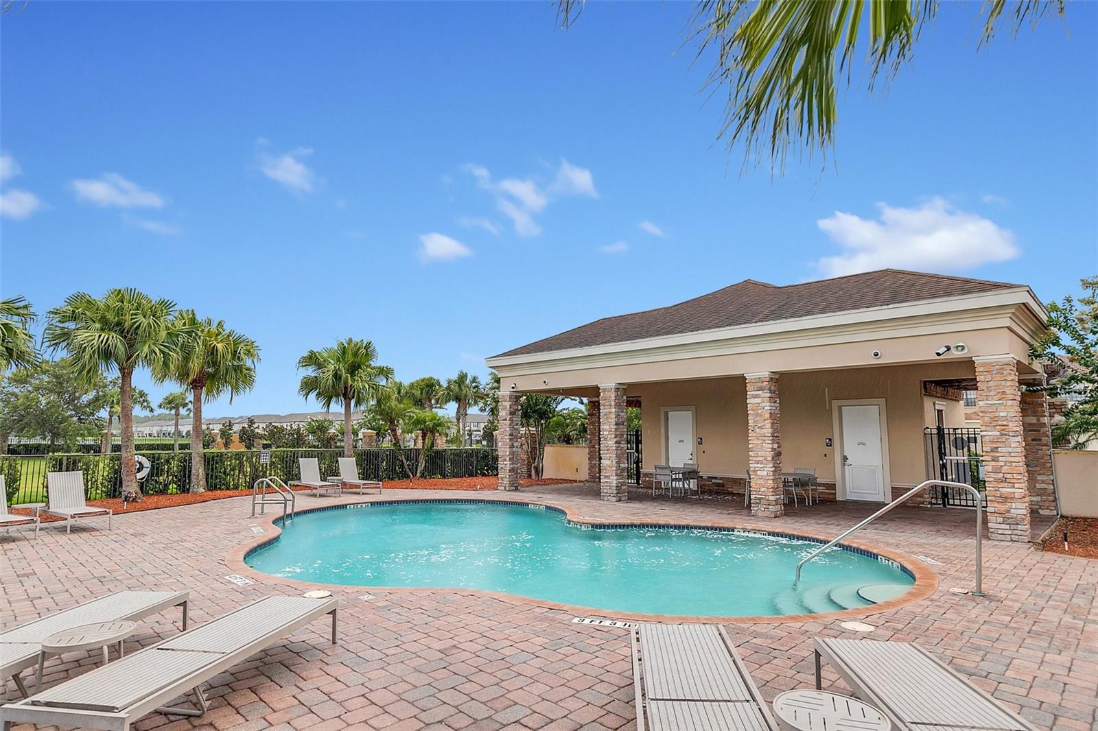 PORTOFINO MDWS - Residential Lease