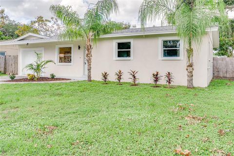 A home in SEMINOLE