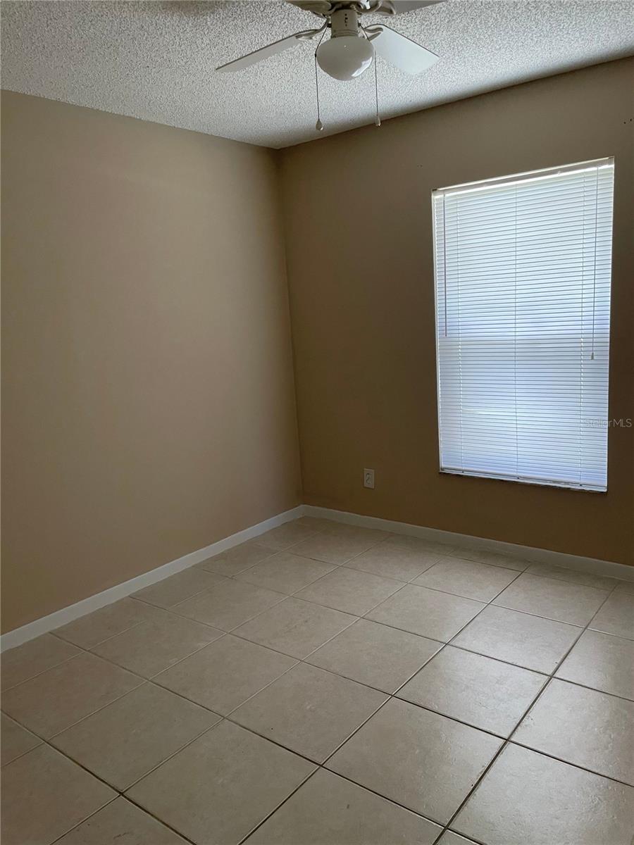 EUSTIS LAKE JOANNA HEIGHTS - Residential Lease