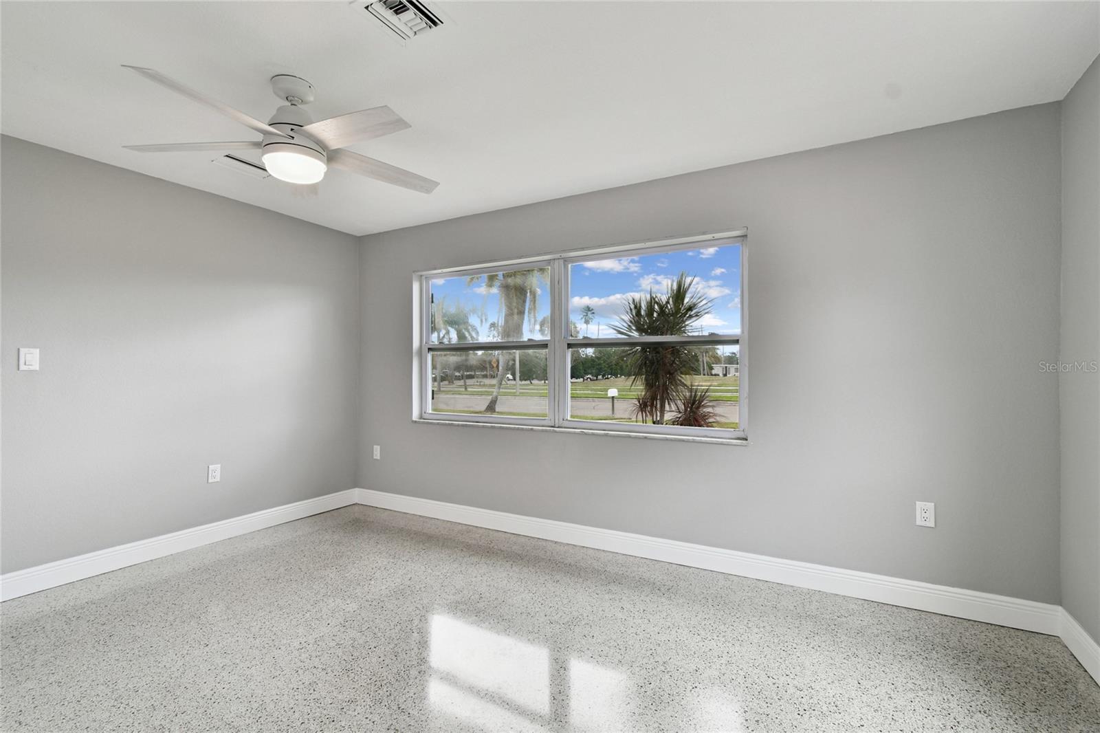 DUNEDIN ISLES COUNTRY CLUB SEC A - Residential
