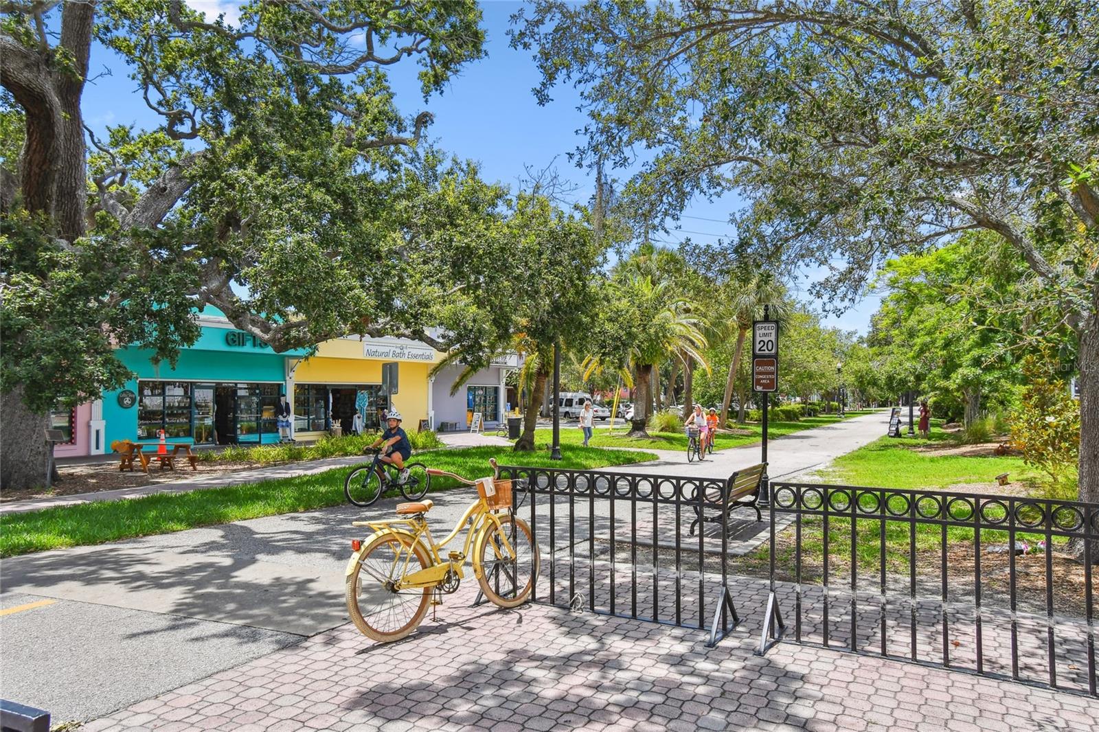 DUNEDIN ISLES COUNTRY CLUB SEC A - Residential