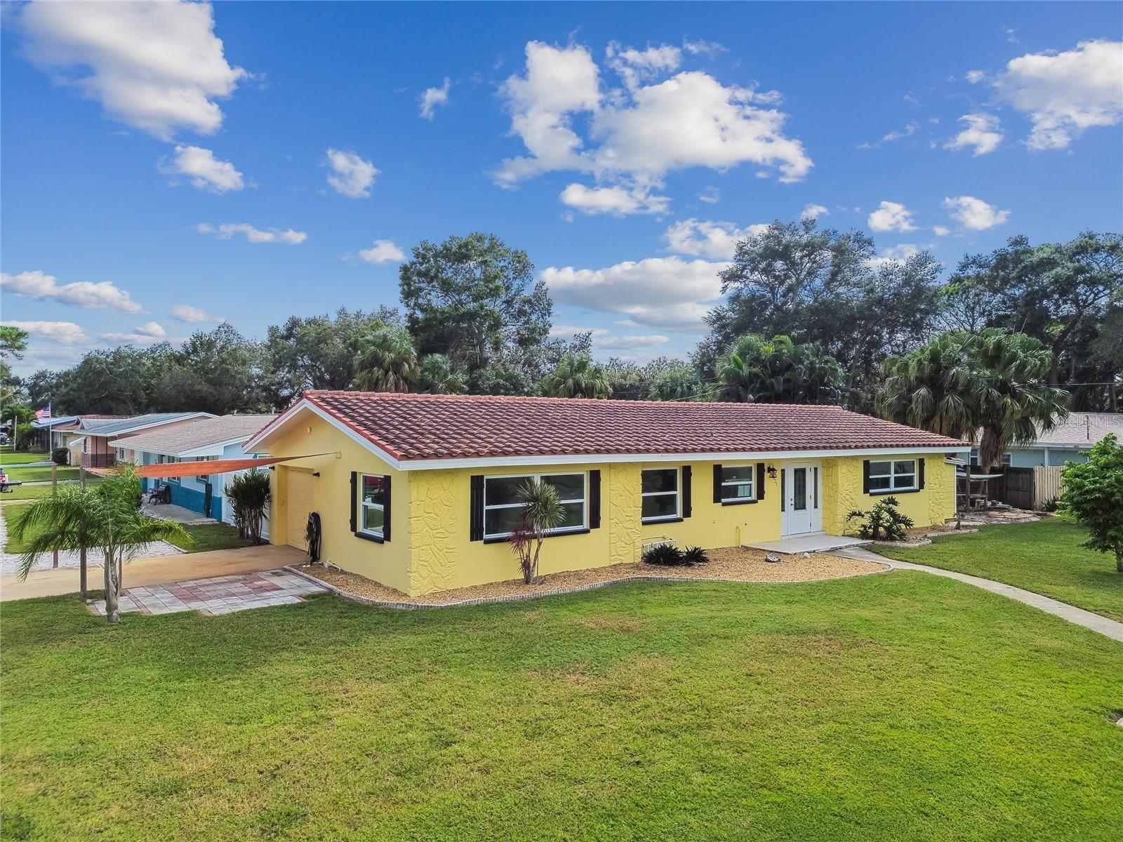 DUNEDIN ISLES COUNTRY CLUB SEC A - Residential