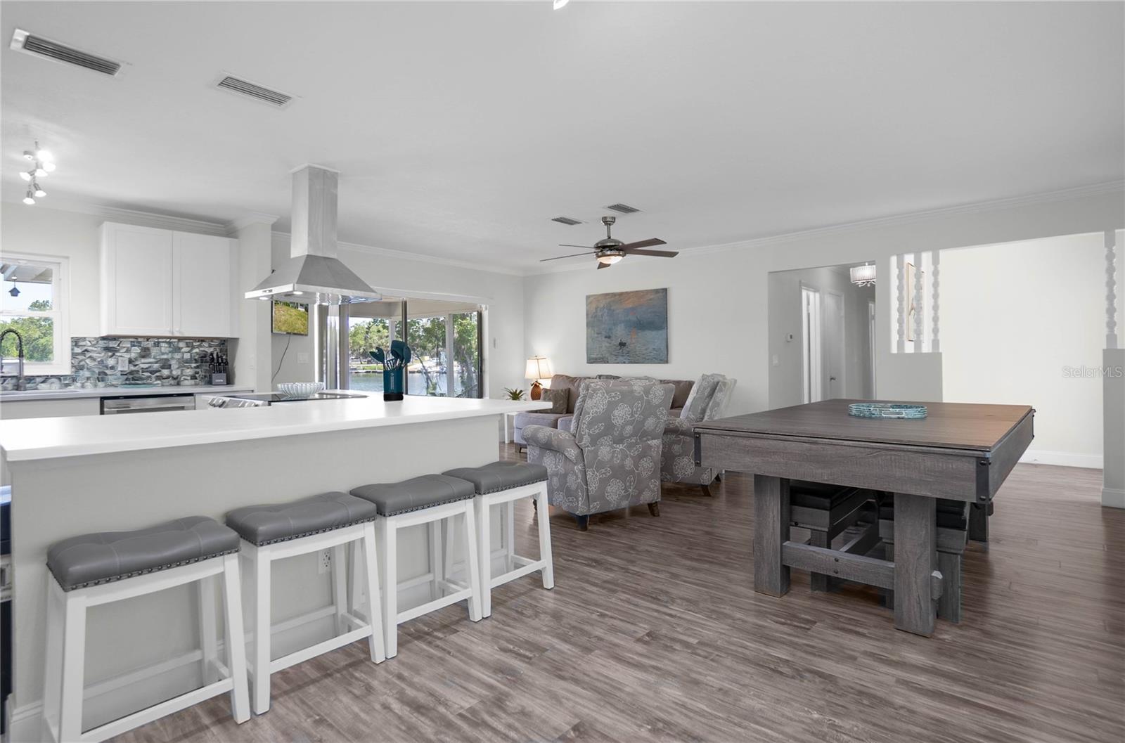 INDIAN WATERS - Residential