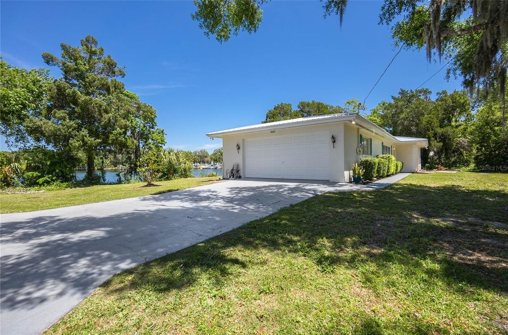 Photo of 3861 N Ringdove Point, Crystal River, FL 34428 (MLS # A4684422)