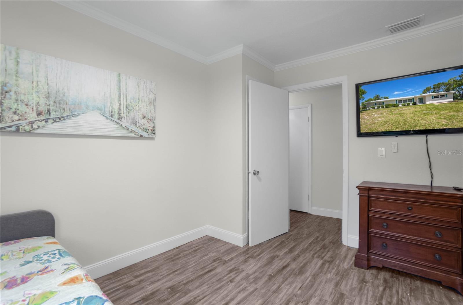 INDIAN WATERS - Residential