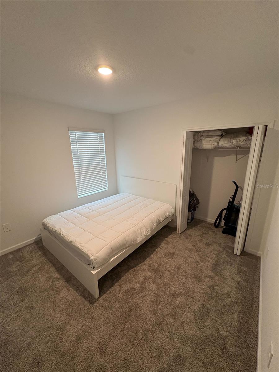 WELLNESS RIDGE PHASE 1-B PB 81 PG 69-75 LOT 532 OR - Residential Lease