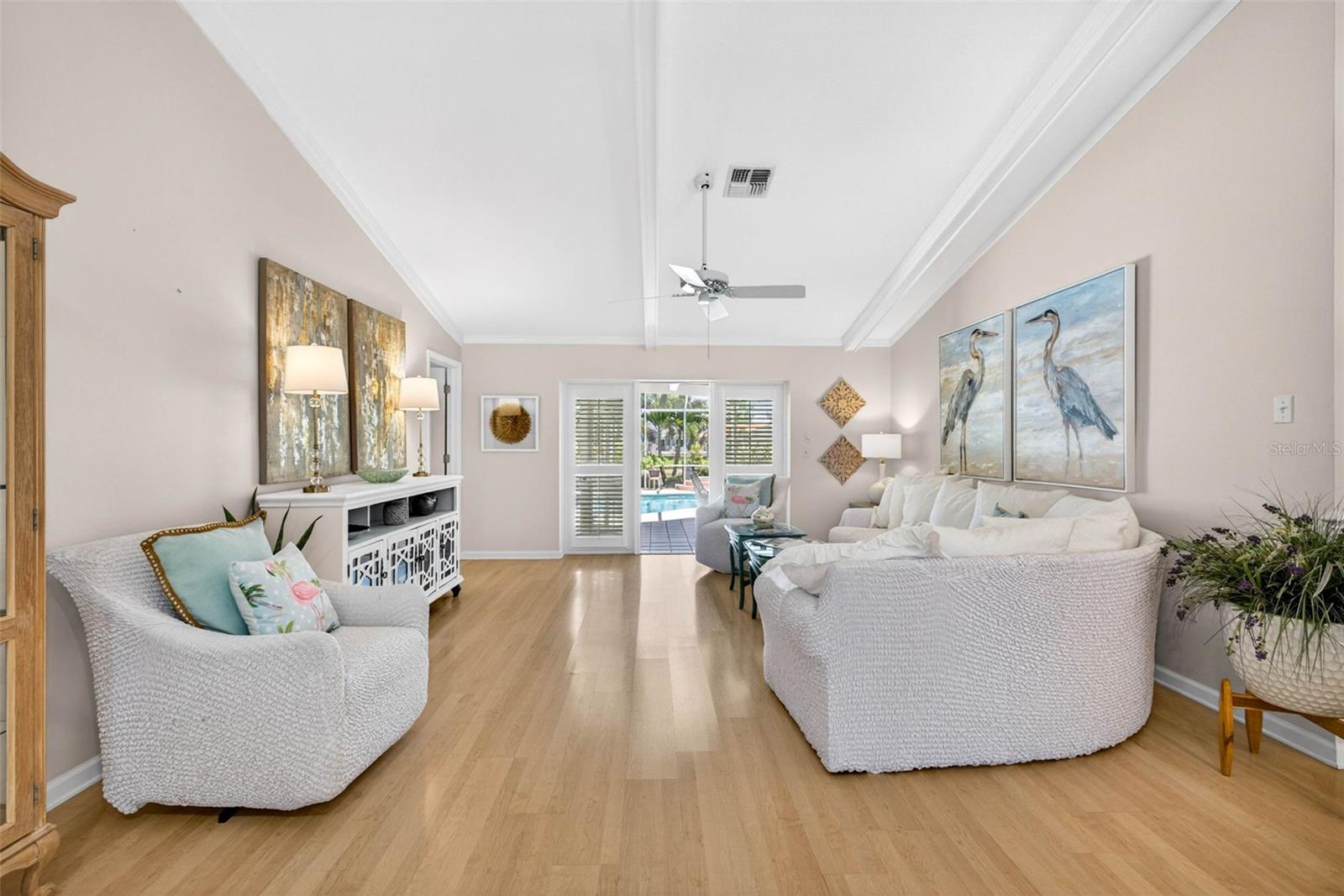 LAKESIDE ESTATES UNIT TWO - Residential