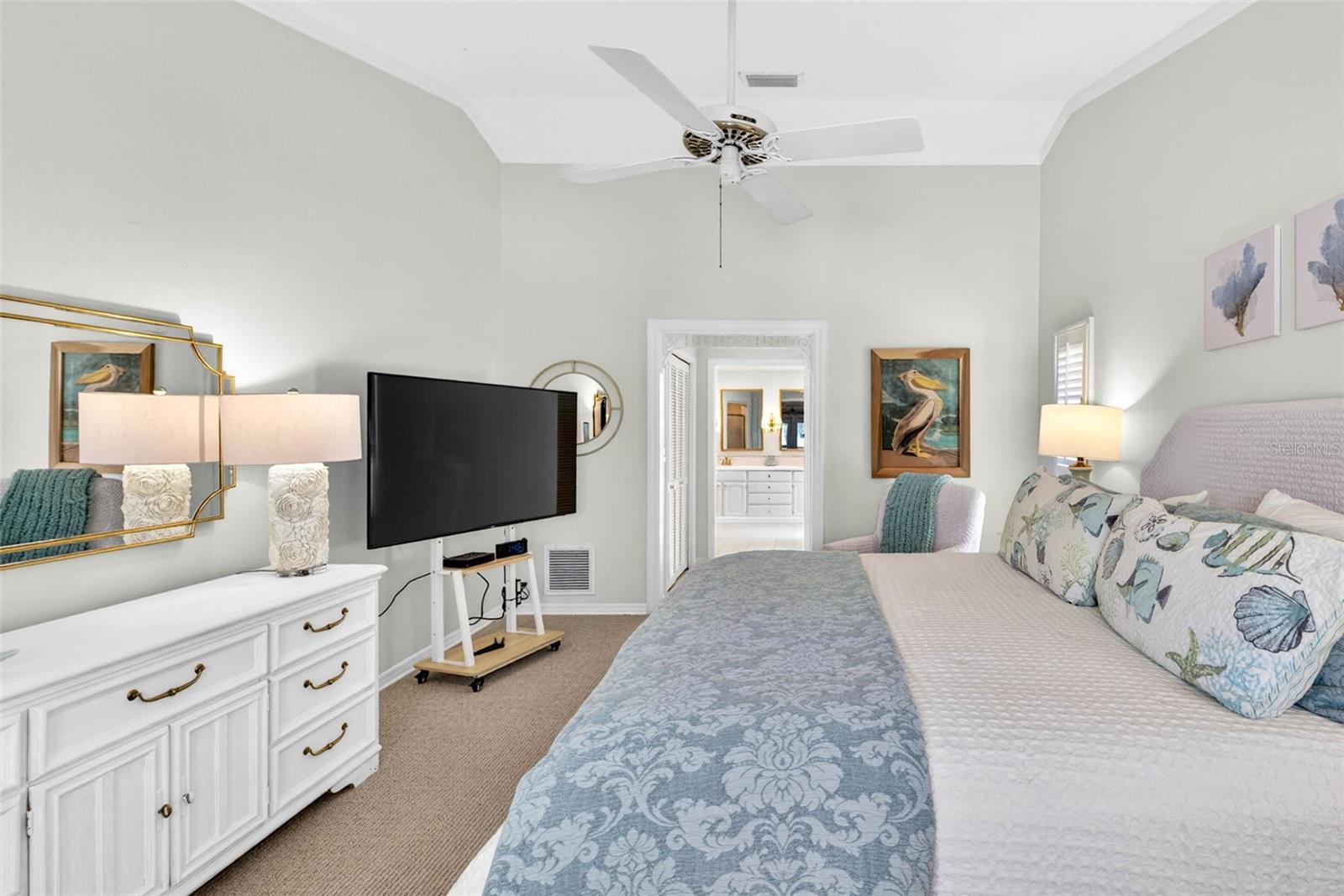 LAKESIDE ESTATES UNIT TWO - Residential