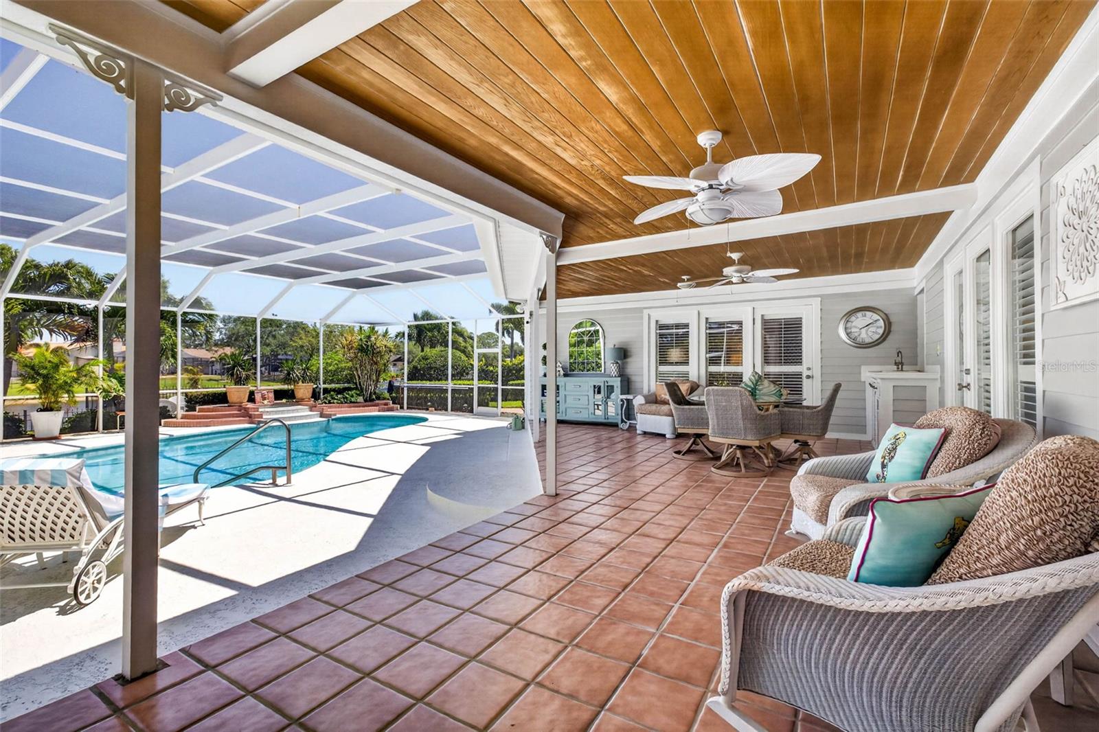 LAKESIDE ESTATES UNIT TWO - Residential